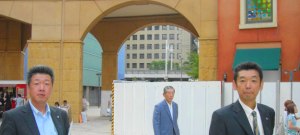 左から成瀬富山県連会長・姫野会頭・氷見ＹＥＧ田中会長