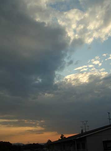 ０８・６・１３の夕空