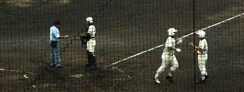 洋平君２ラン！！ホームに帰って小林君とタッチ