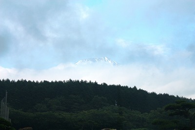 良く見ると富士山