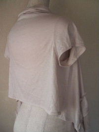 3段フリルカーデ２