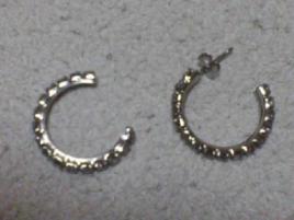 ピアス２