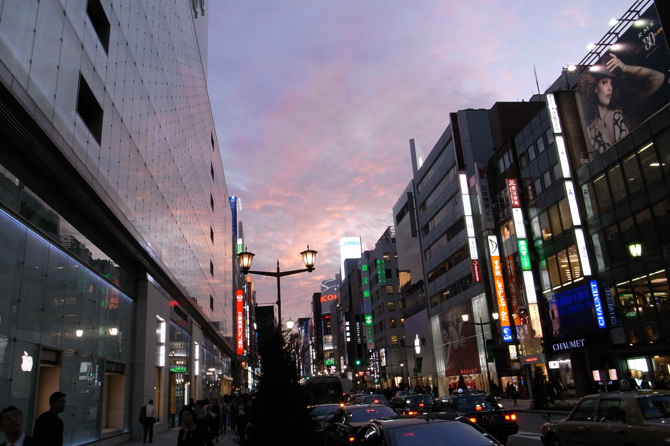 銀座四丁目　夕景　GR2にて