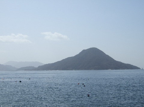 安芸の小富士「似島」