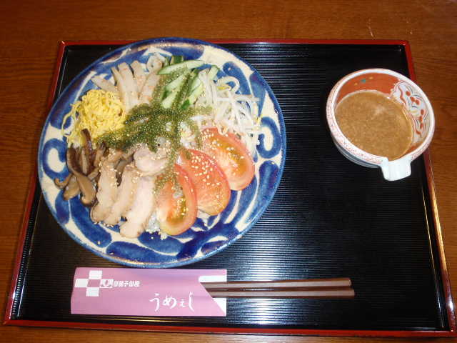 残波岬・お菓子御殿で昼食