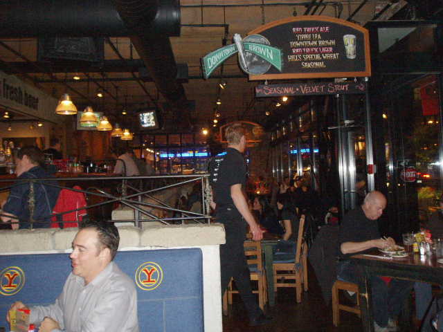 ﾌﾞﾘｭﾜﾘｰ店内