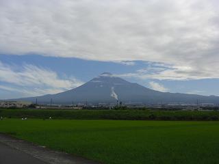 富士山２０１０年７月１８日７：４５