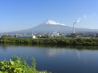 ２０１１年１０月４日８：０４