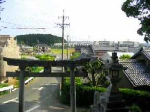 一色八幡社から南を望む