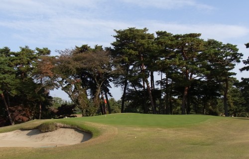 2010-11-Kasumigaseki-East-02