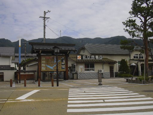 飛騨古川駅前