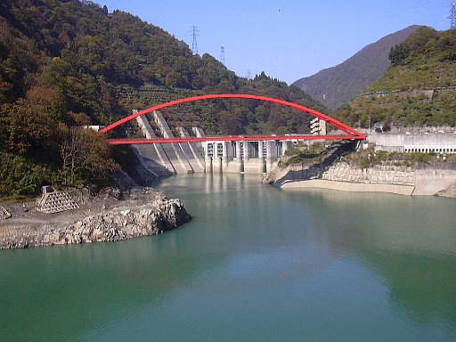宇奈月ダム