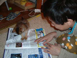 2005,4,23雑誌をめくる