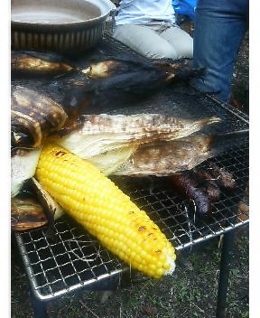 トウキビ焼く