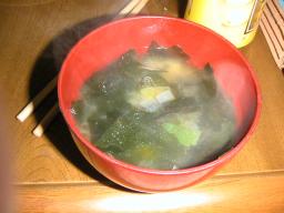 わかめとネギの味噌汁