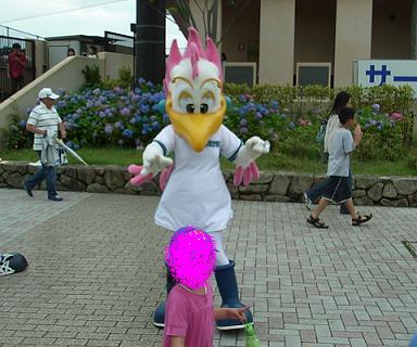 逃げてぇえええ