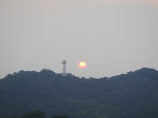 ホテルから　夕日