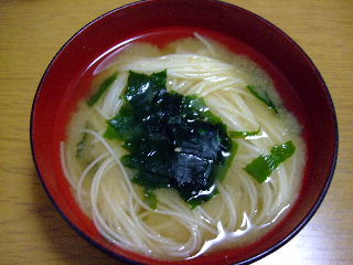 おなじみ！味噌汁にゅうめん