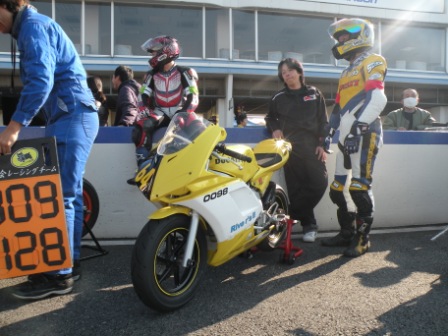 091128 耐久茶屋2