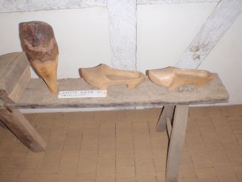 １．２９木靴の台.jpg