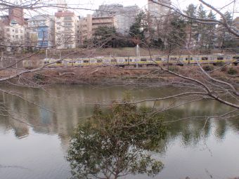 １．２０外堀公園と総武線.jpg