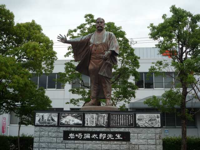 岩崎弥太郎銅像