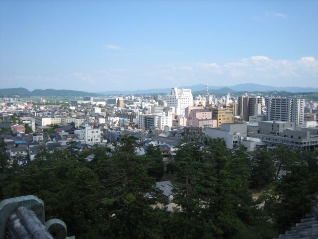 松江城天守閣より
