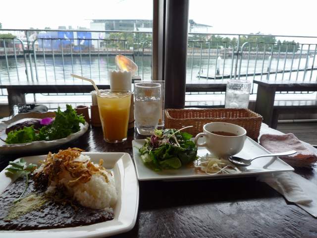 ランチ　イン　八景島