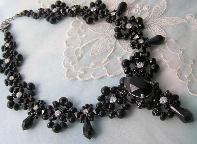 ノアールチョーカー