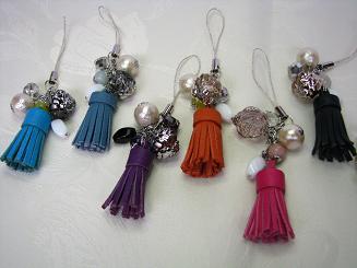 レザーフラワーのバッグチャーム＆ミニタッセル 014.jpg