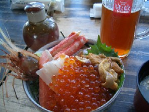 函館ベイエリアで食べた海鮮丼