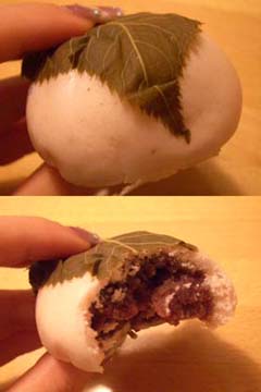 桜の葉の塩ッ気が最高！桜饅頭