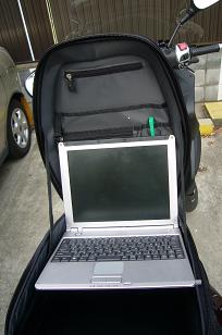 Ｂ５ＰＣを入れてみた