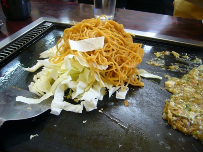 焼きそばともんじゃ焼き