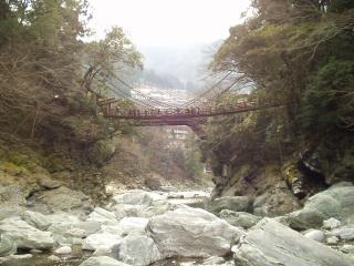 イヤのかずら橋