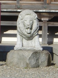 ライオンの石像