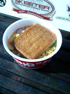 どん兵衛好きなのに赤いきつね