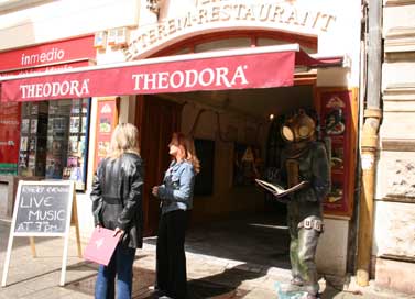 ブダペスト商店街宇宙人