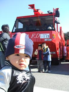 りゅう　出初め式２