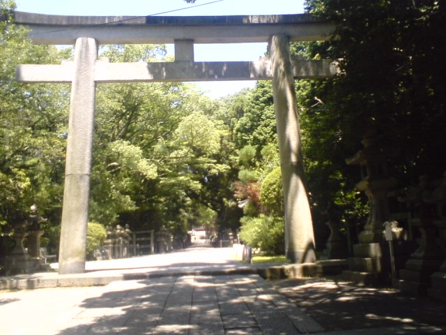 八幡鳥居