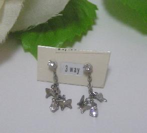 蝶々ピアス