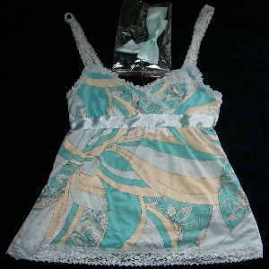 エメラルドグリーンキャミ