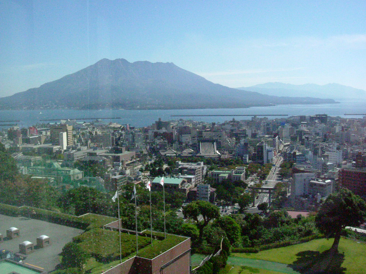 城山ホテルより市街地を望む