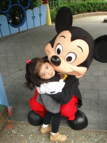 ディズニーでミッキー！