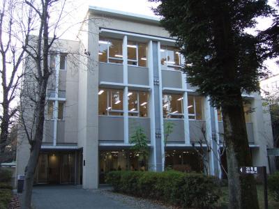 20091218東京女子大学　24号館　安井てつ記念館