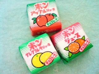 チロルチョコ「ポンジュースチョコレート」アップ