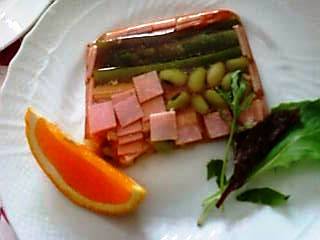 枝豆とアスパラ・ヤングコーンのゼリー寄せ