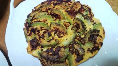 トスカーナ風ズッキーニのオムレツ