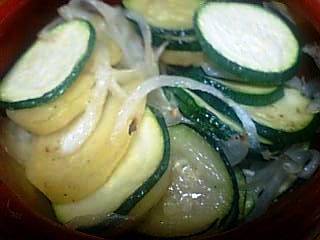 じゃがいもとズッキーニの白ワイン・オリーブオイル煮
