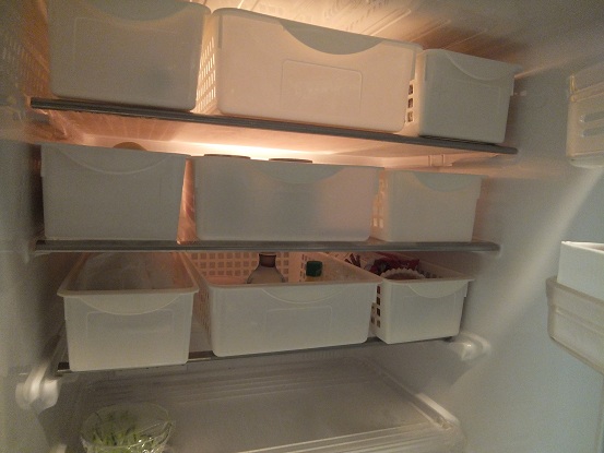 冷蔵庫左1.jpg